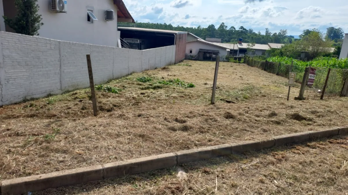 Excelente Terreno no Bairro Bela Vista medindo 13,97m x 46,19m