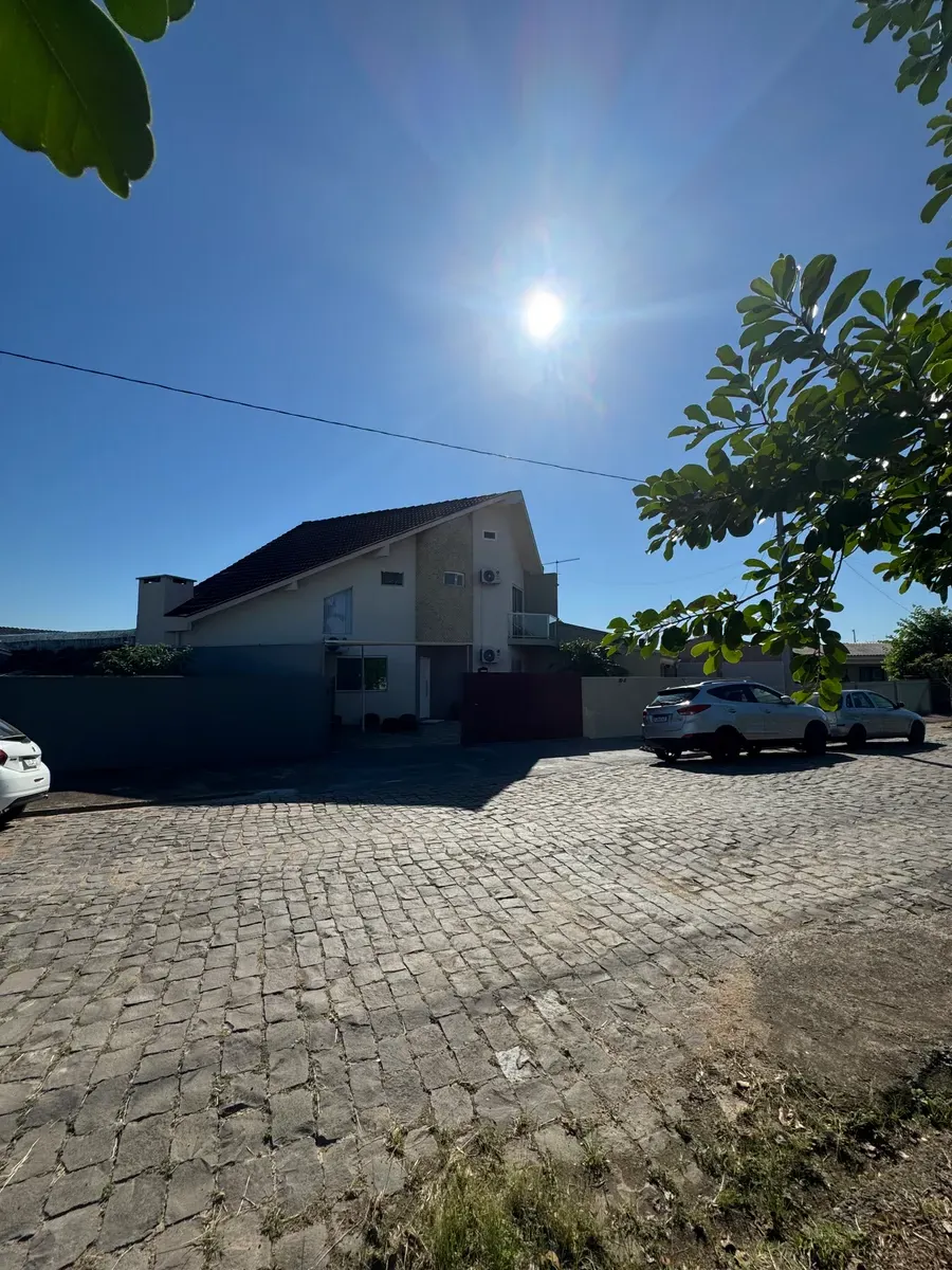 Casa de esquina no bairro morsch