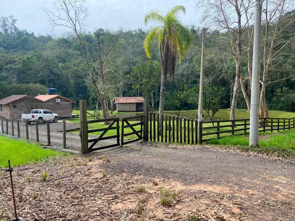 chacara com 2 quartos no bairro Arroio Grande em Venâncio Aires